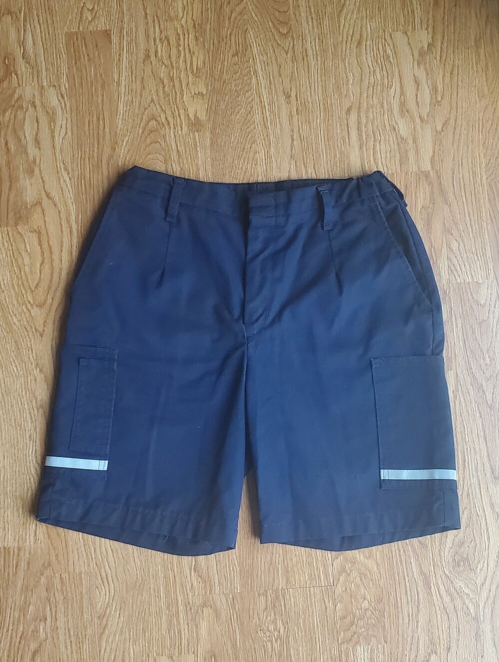 FedEx Navy Cargo Shorts with Reflective Trim Size 8